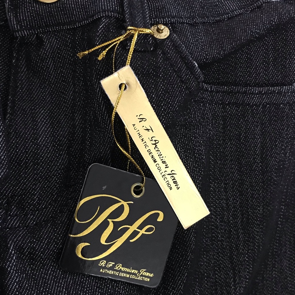 Jeans - Picture 3 of 6